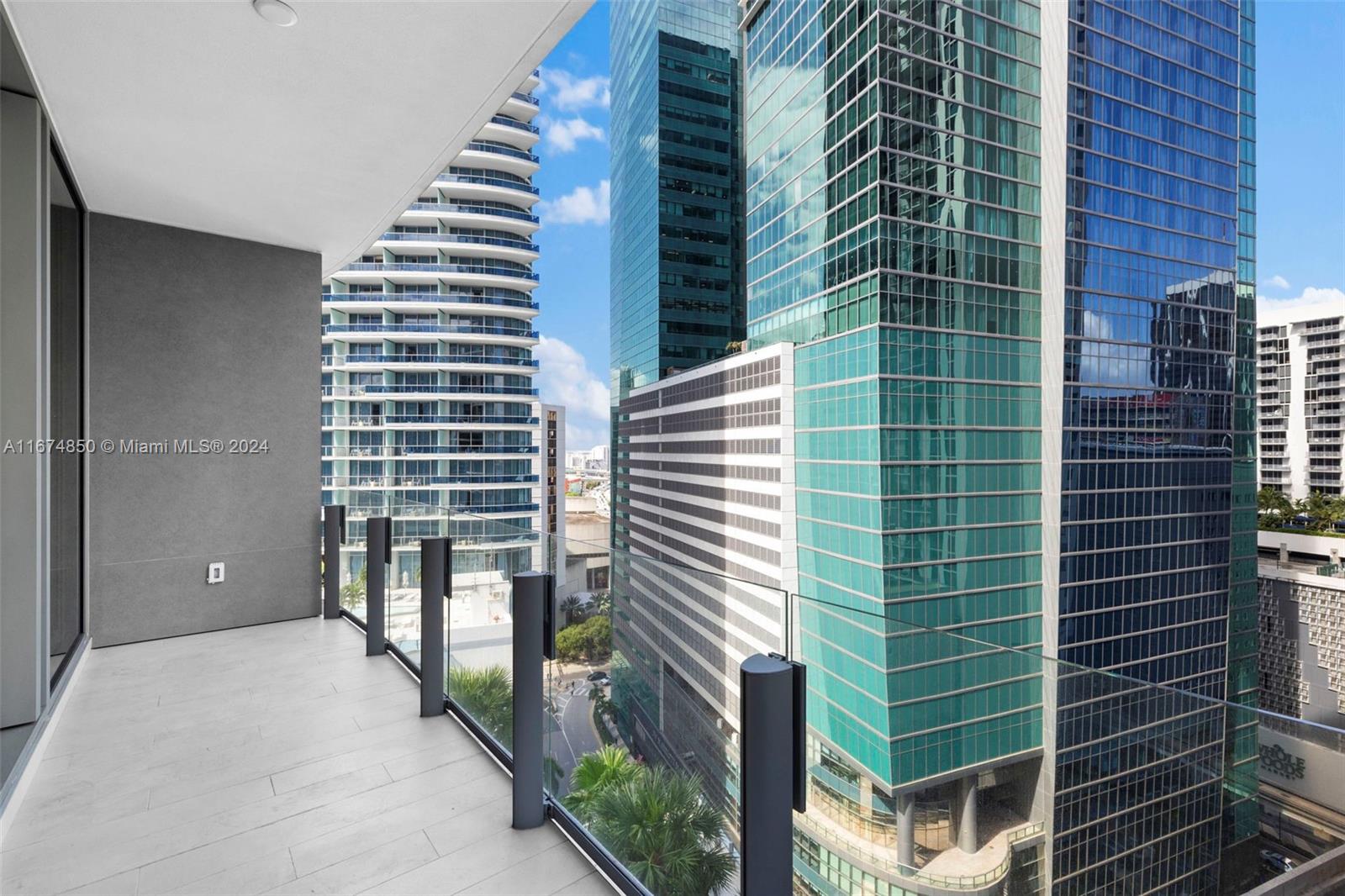 300 Biscayne Blvd Way #1708, Miami, Florida image 24