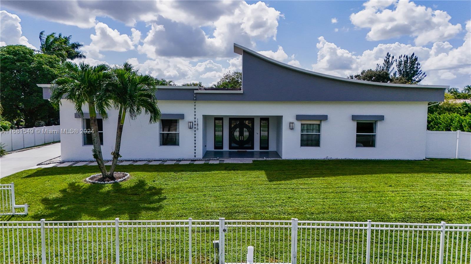 11870 NW 27th St, Plantation, Florida image 1