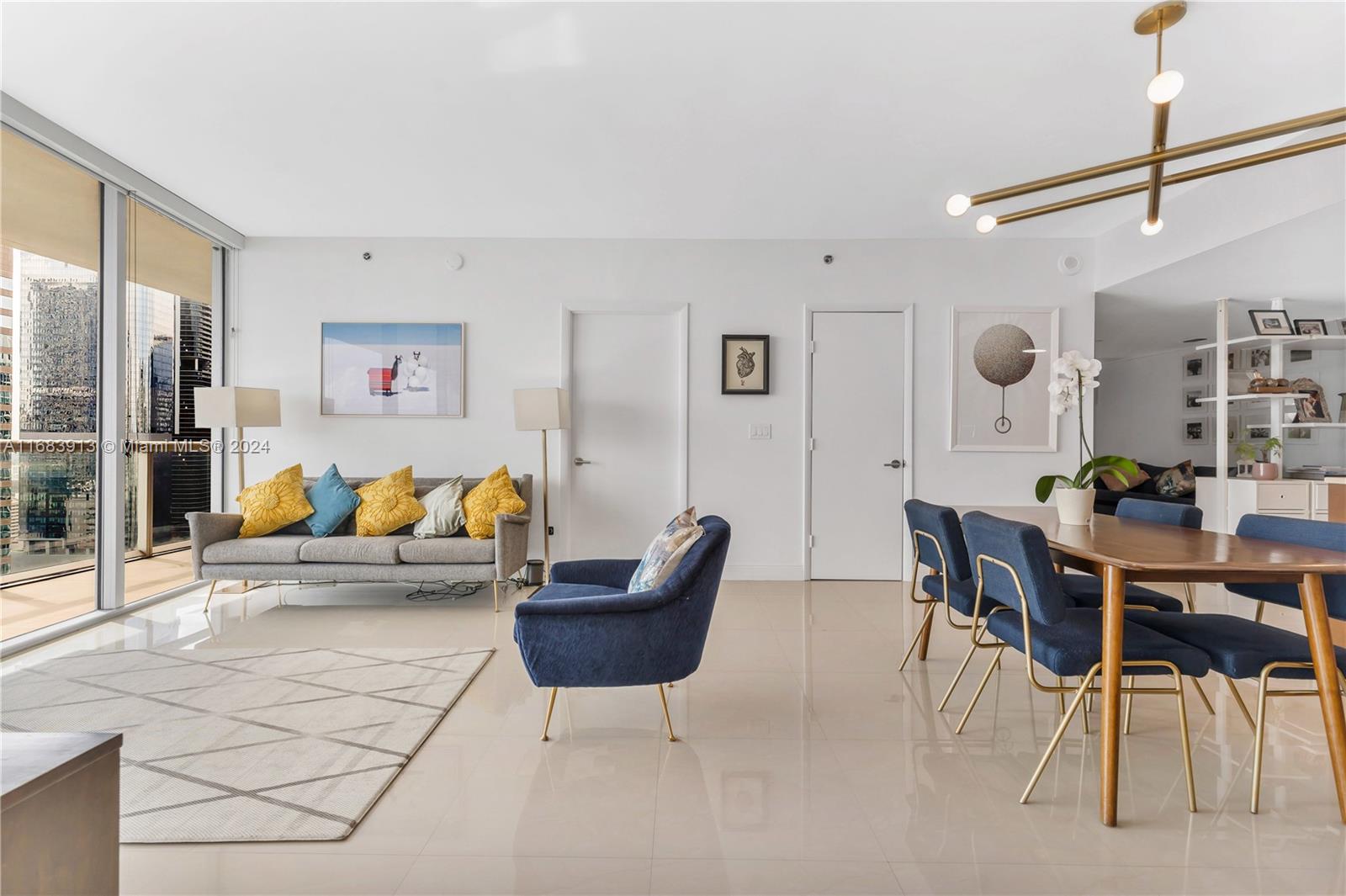 495 Brickell Ave #3105, Miami FL 33131