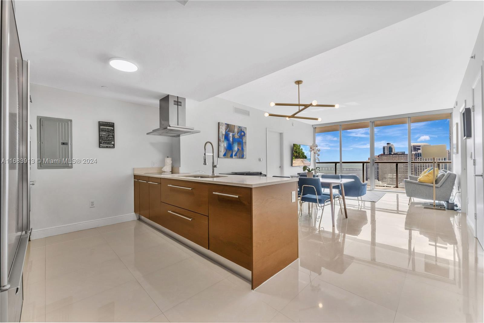 495 Brickell Ave #3105, Miami FL 33131