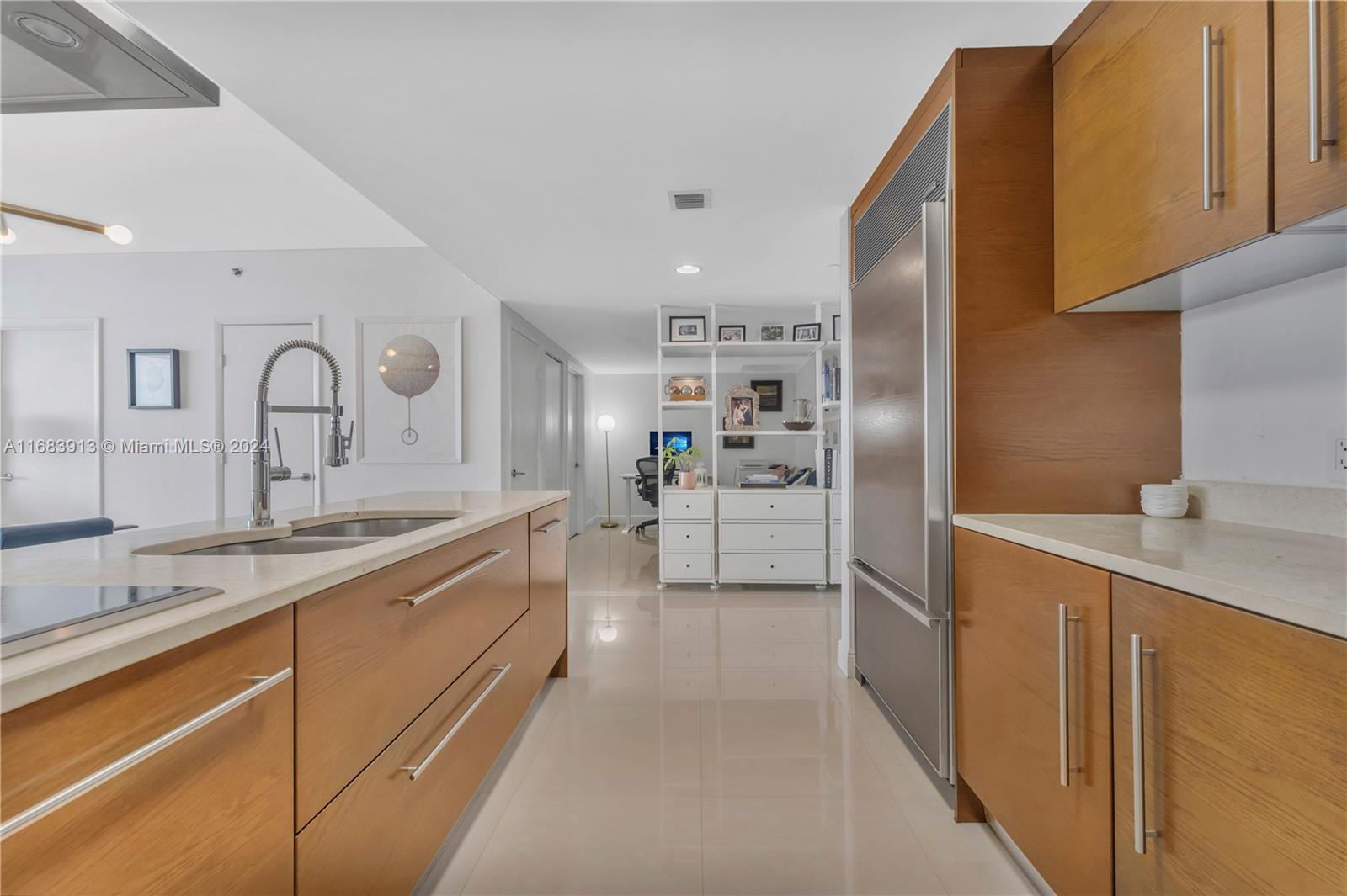 495 Brickell Ave #3105, Miami FL 33131