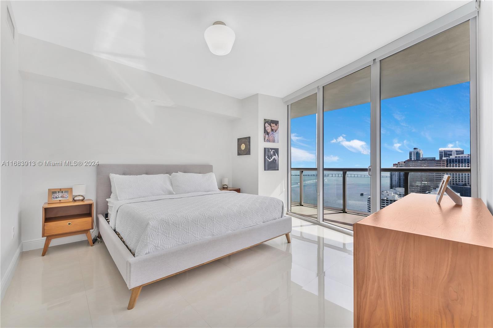 495 Brickell Ave #3105, Miami FL 33131