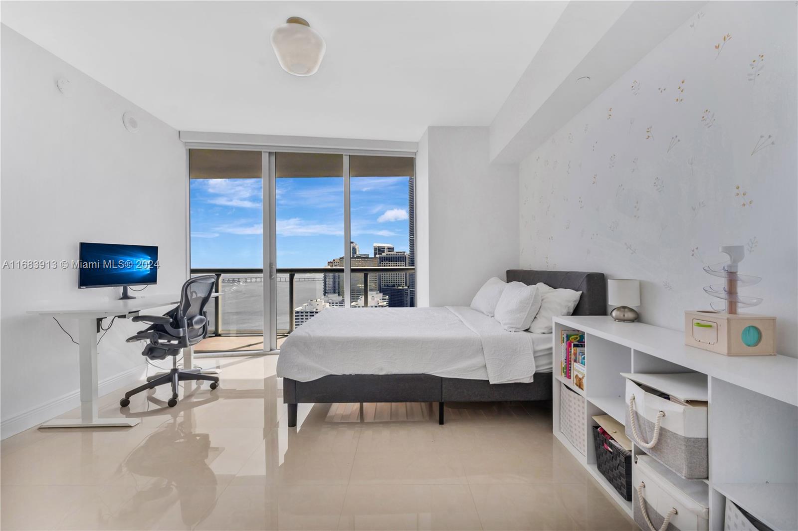 495 Brickell Ave #3105, Miami FL 33131