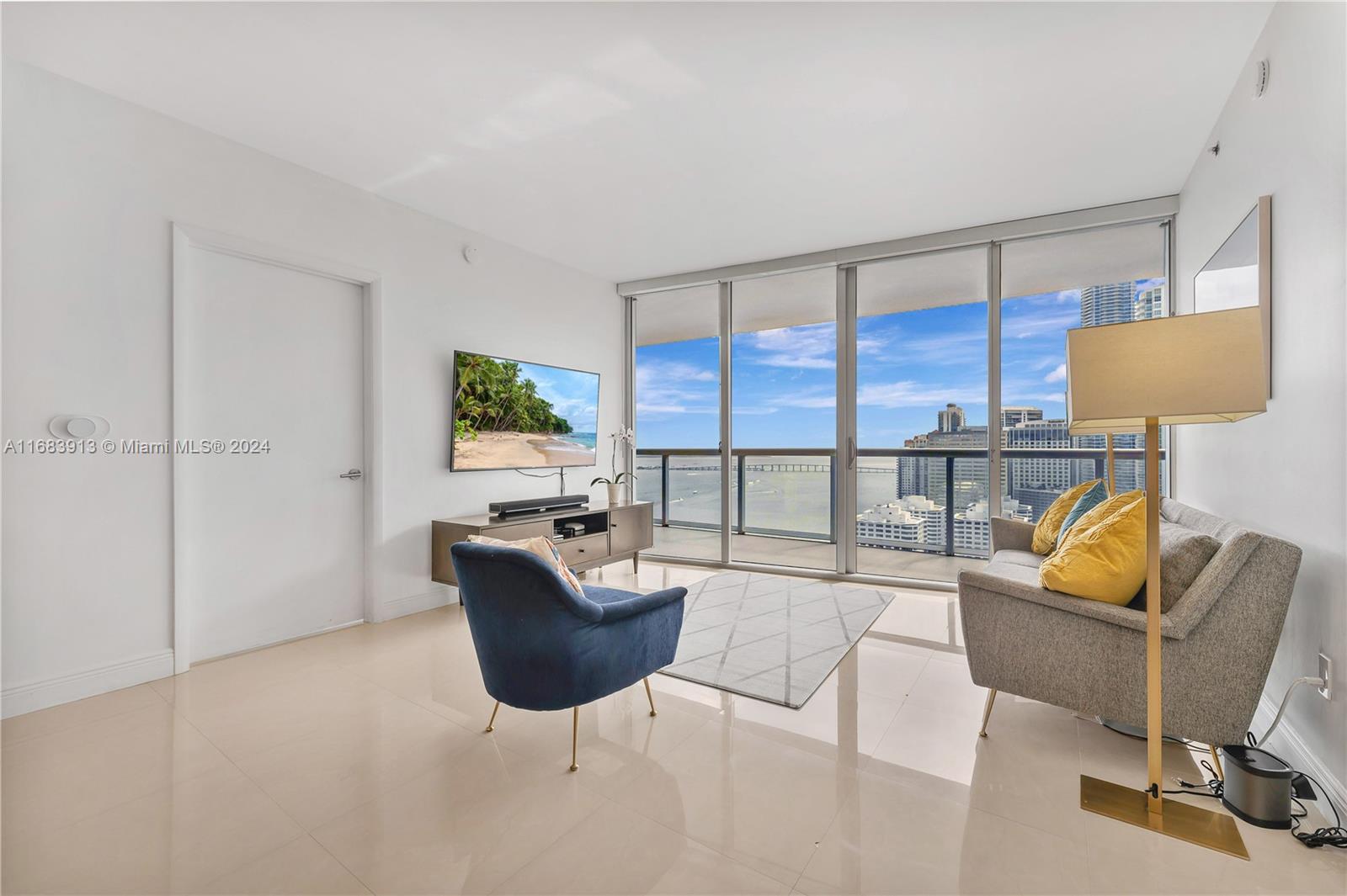 495 Brickell Ave #3105, Miami FL 33131