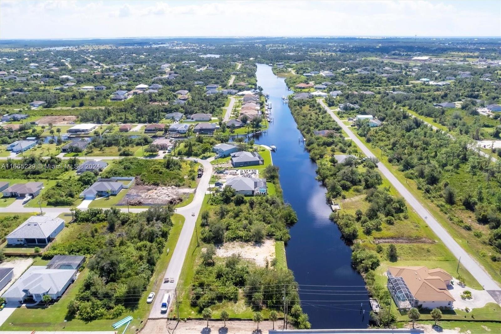 13391 Chenille Drive, Port Charlotte, Florida image 3