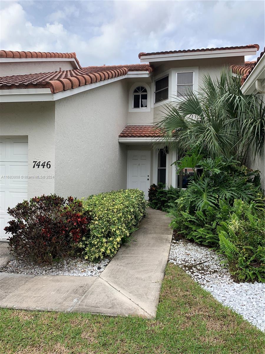 7446 S Pinewalk Dr S #9-2, Margate, Florida image 1