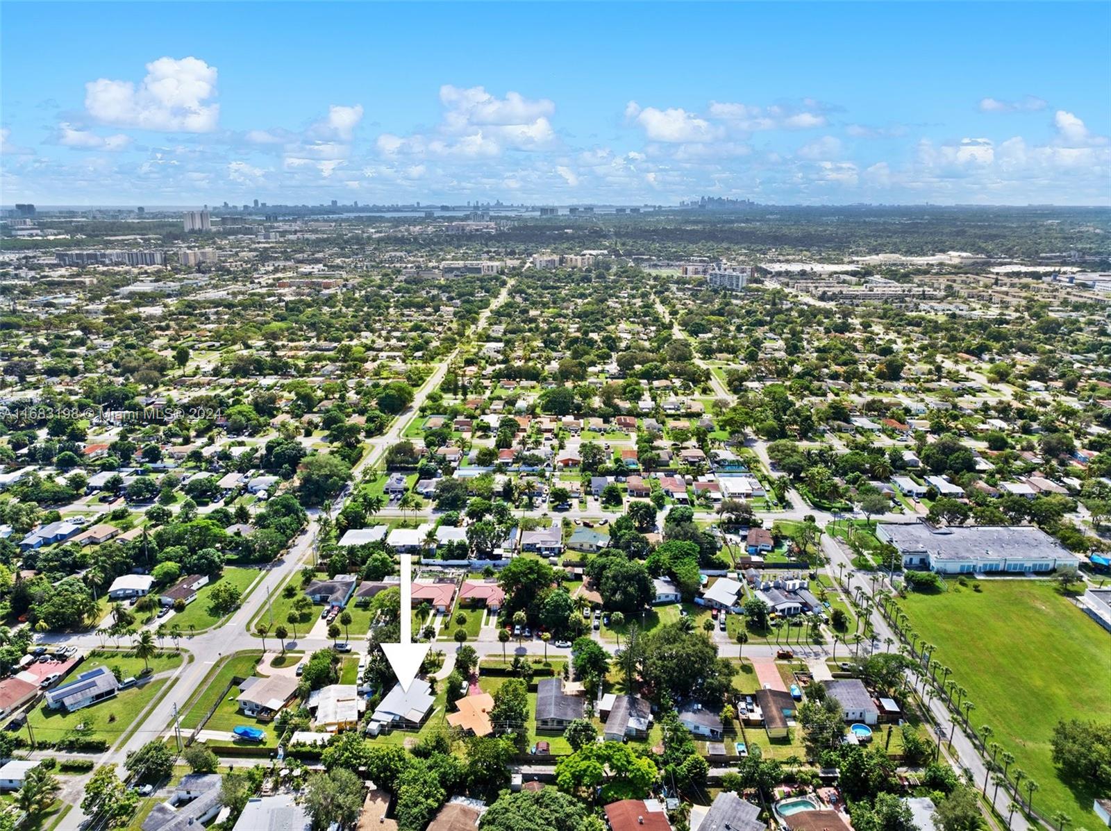 1677 NE 178th St, North Miami Beach, Florida image 33