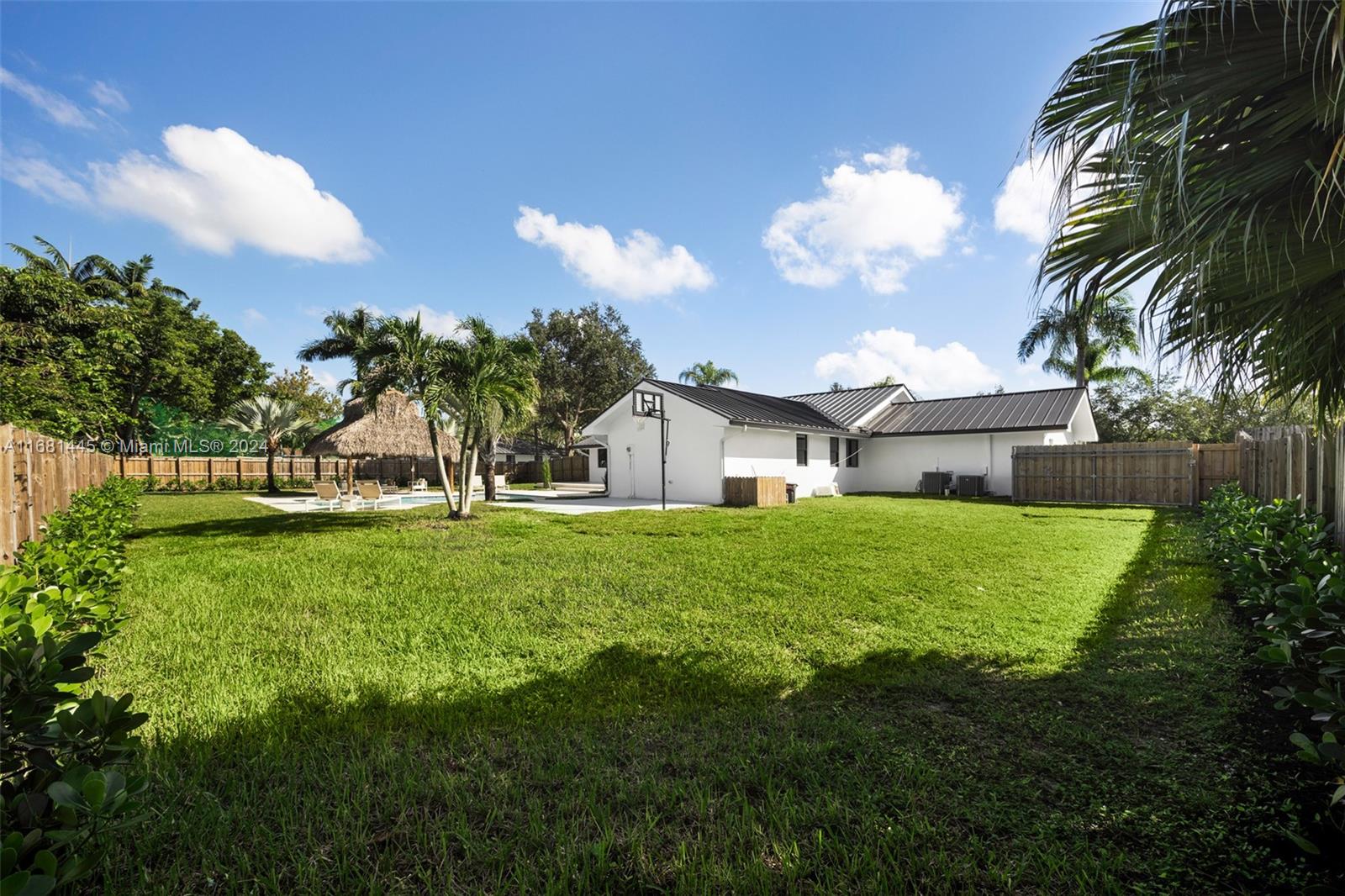 17640 SW 85th Ave, Palmetto Bay, Florida image 27