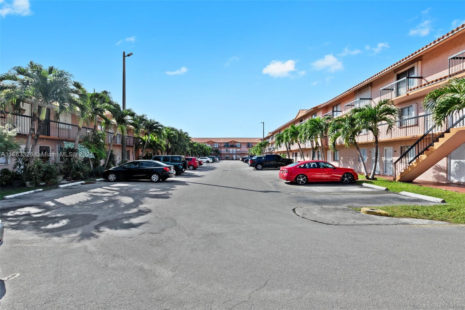 2170 W 60th St #16202, Hialeah, Florida image 3