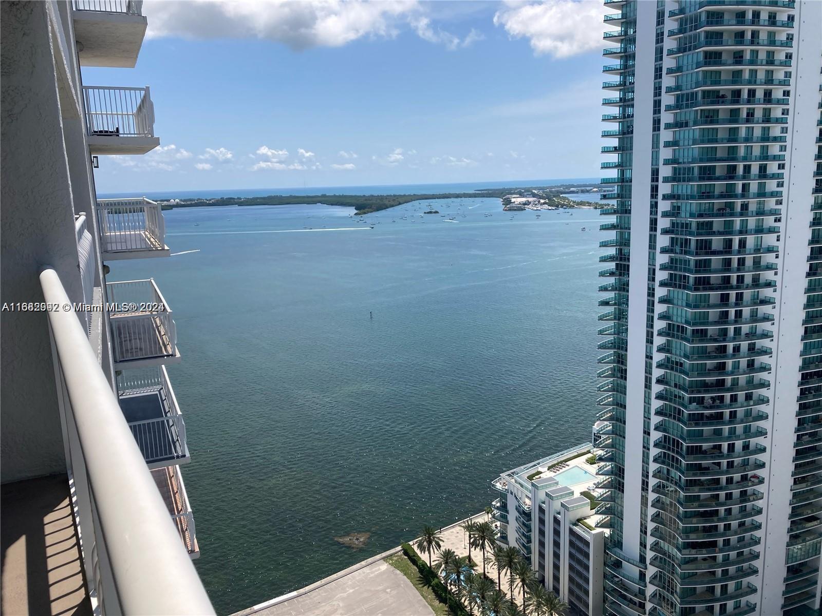 1200 Brickell Bay Dr #3705, Miami, Florida image 11