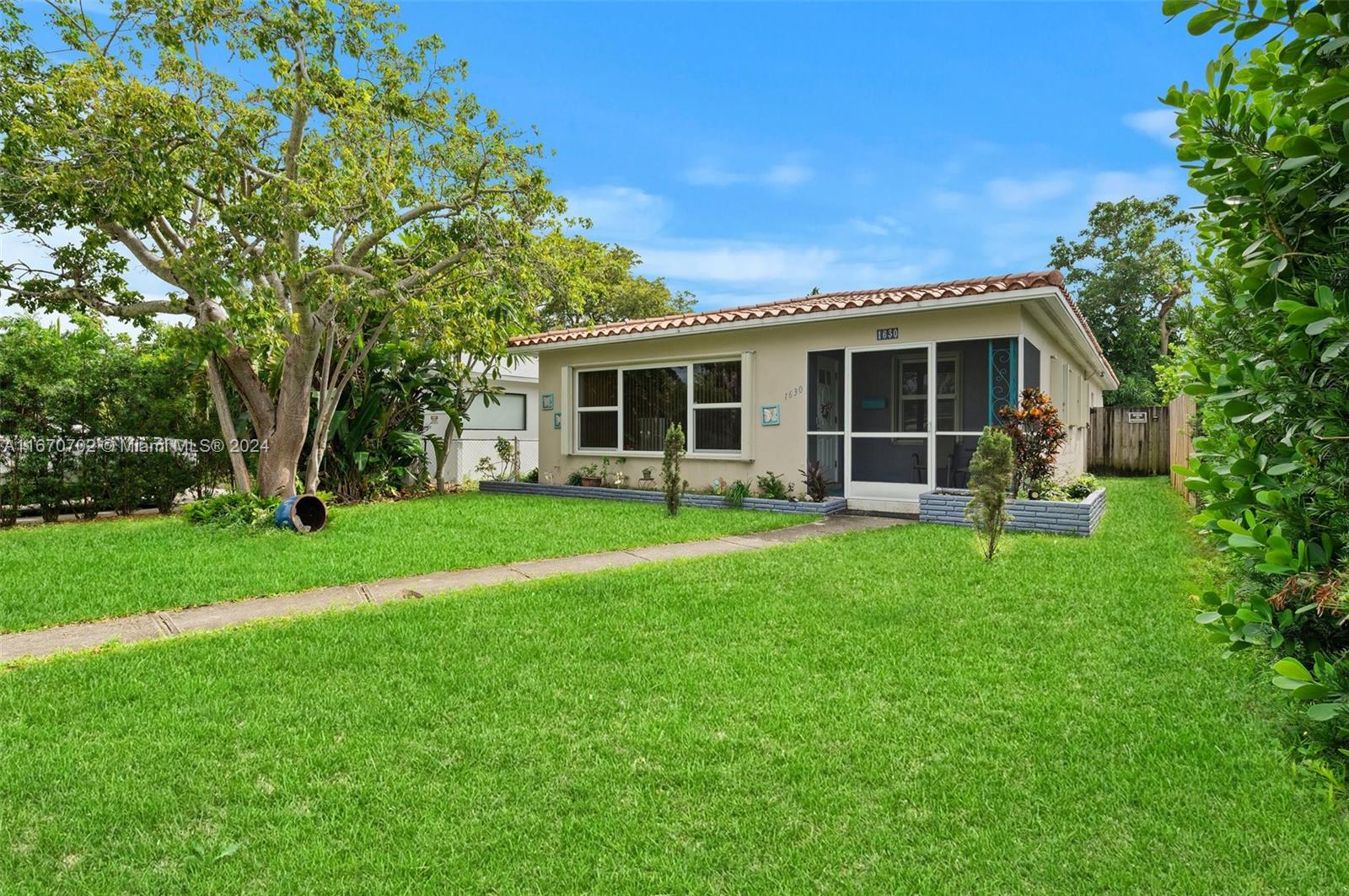 1630 Rodman St, Hollywood, Florida image 3