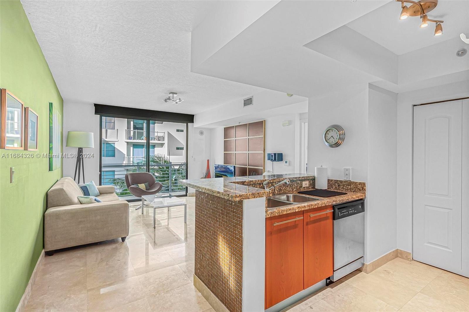 110 Washington Ave #1706, Miami Beach FL 33139