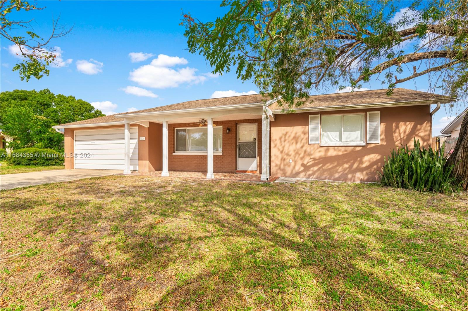 Residential, New Port Richey, Florida image 4