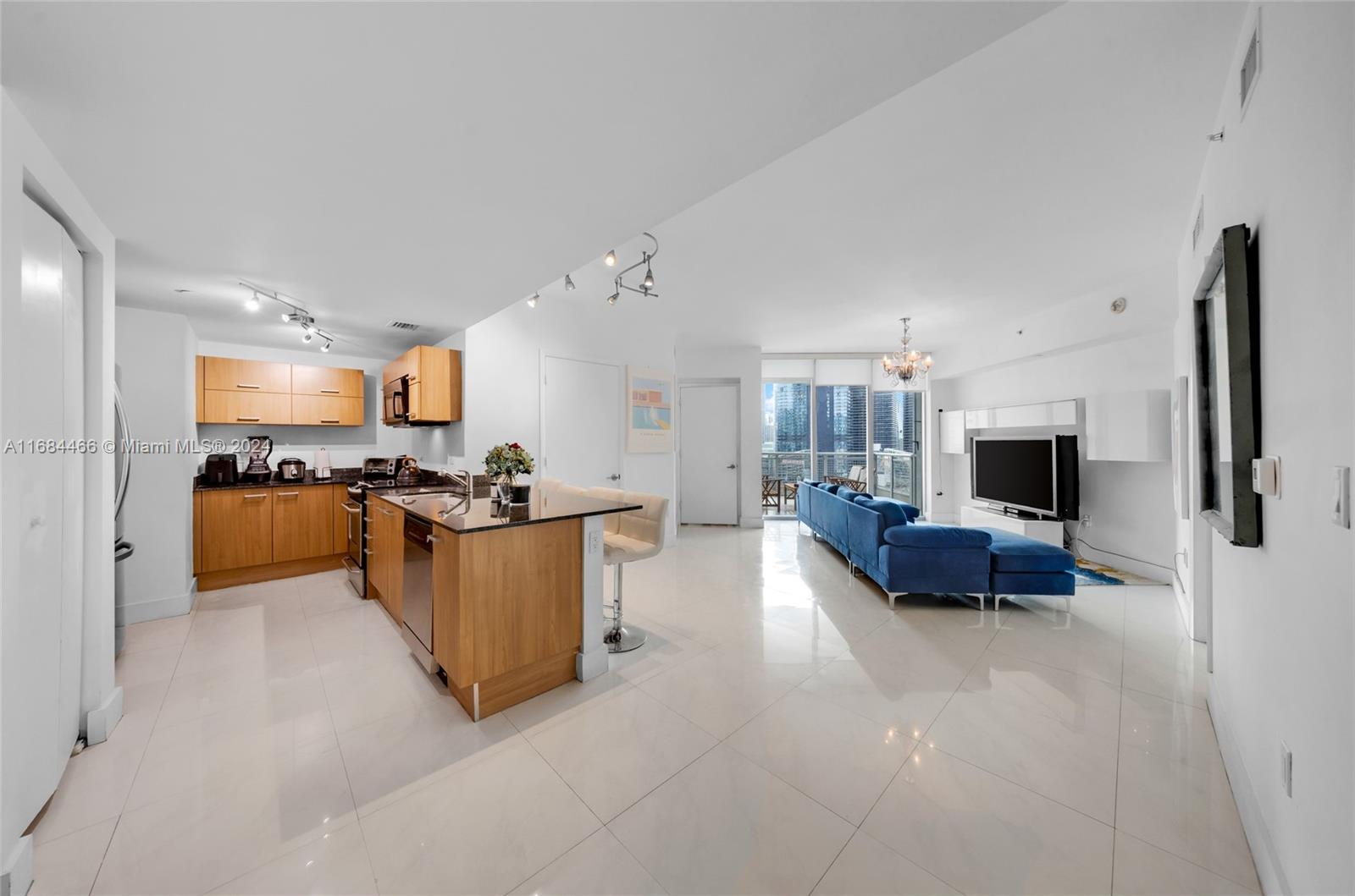 350 S Miami Ave #2804, Miami FL 33130
