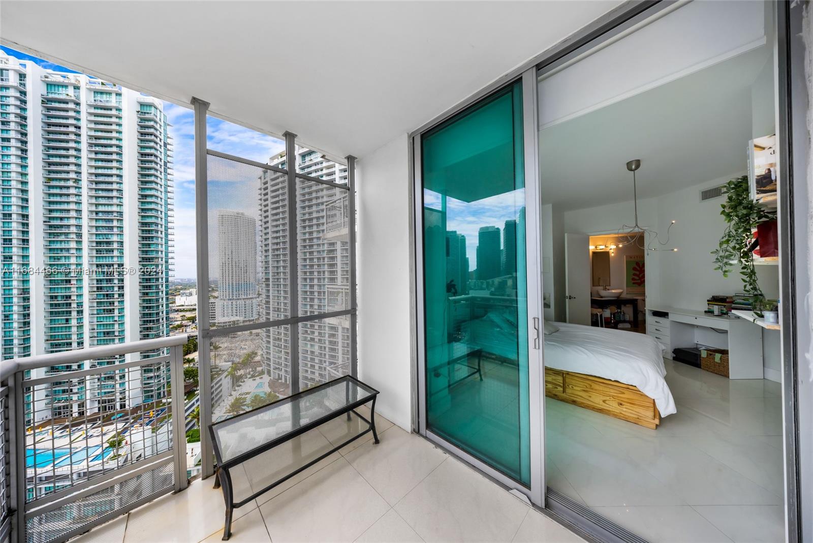 350 S Miami Ave #2804, Miami FL 33130