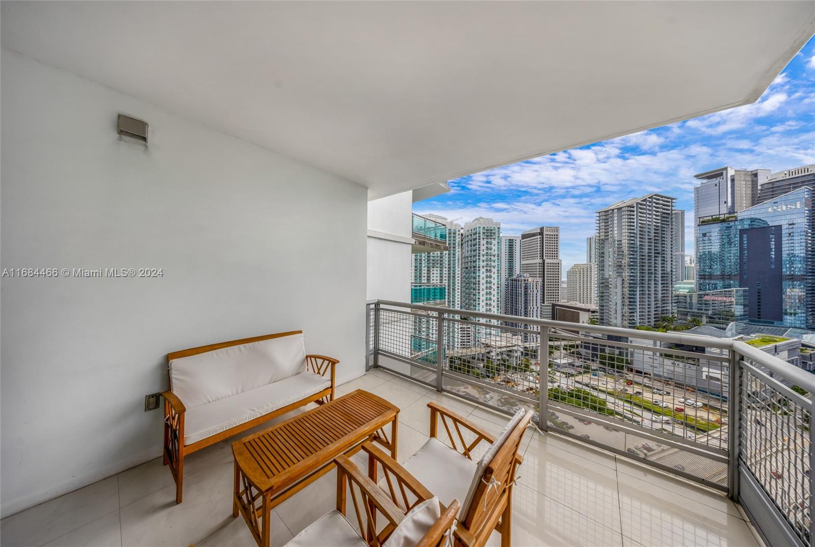350 S Miami Ave #2804, Miami FL 33130