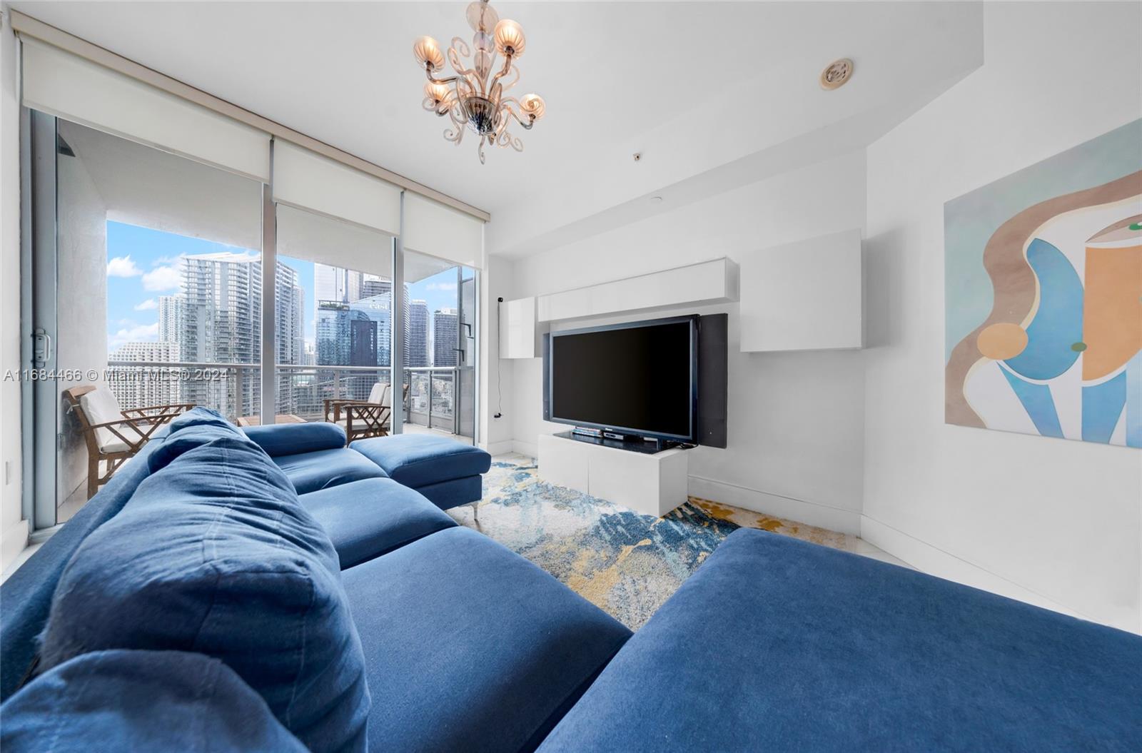 350 S Miami Ave #2804, Miami FL 33130