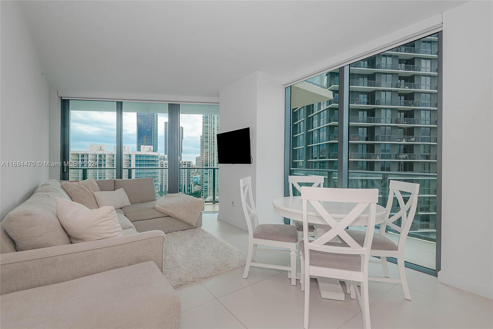 501 NE 31st St #1808, Miami, Florida image 1