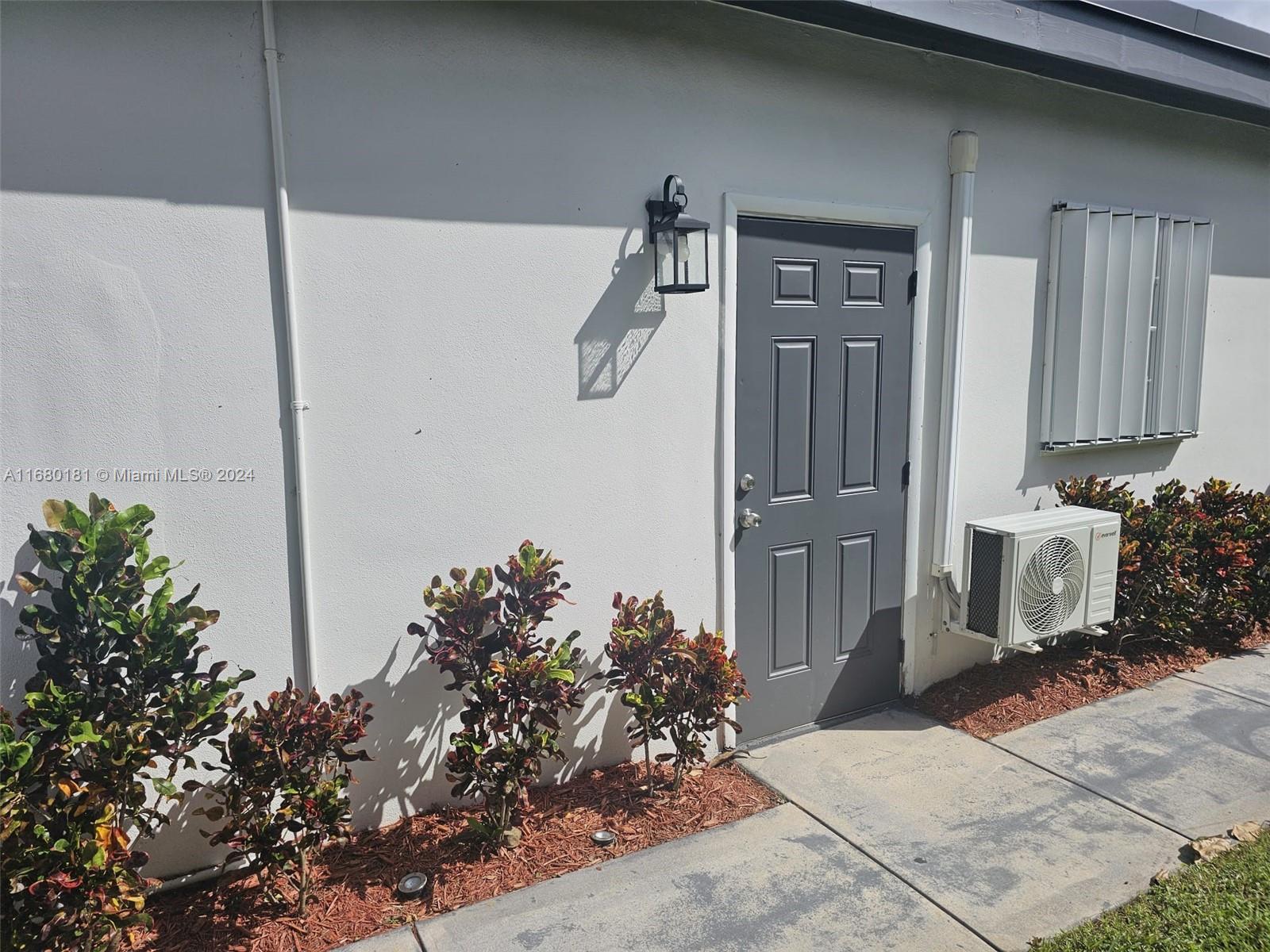 5831 SW 13th St, West Miami, Florida image 3