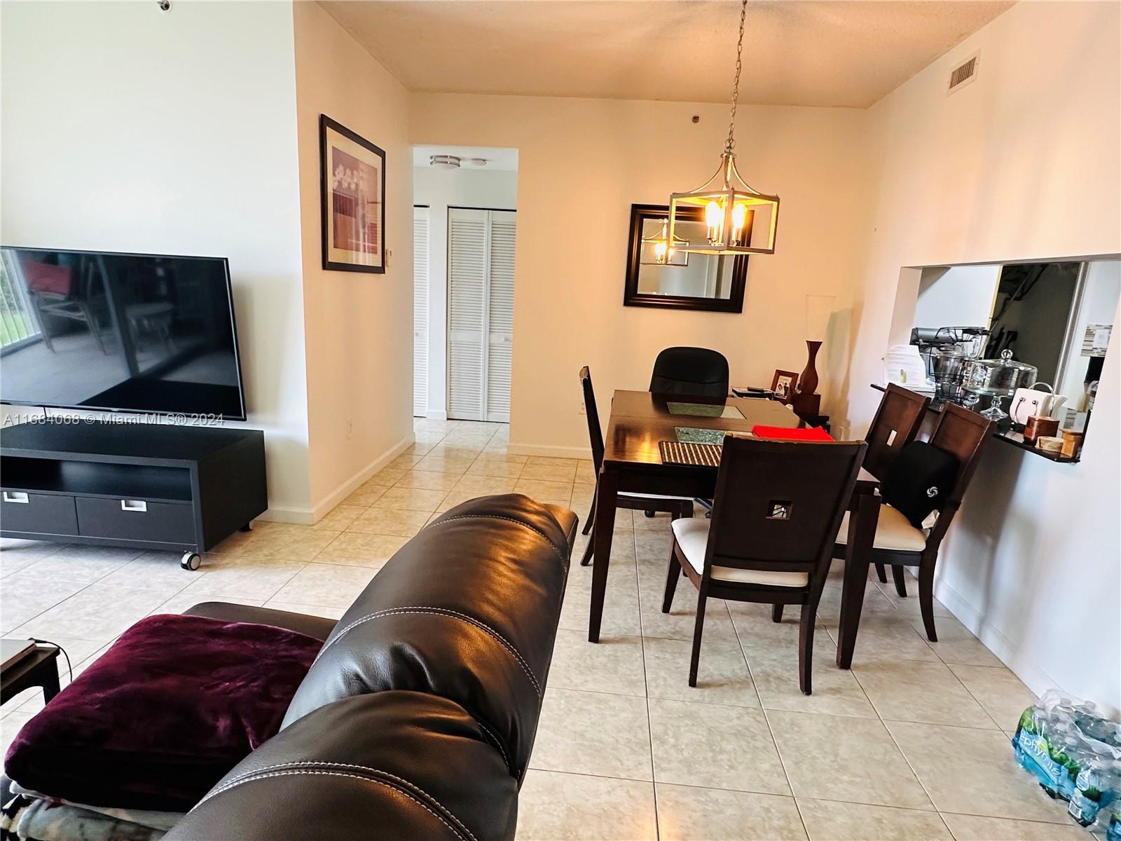 9725 NW 52nd St #209, Doral, Florida image 19