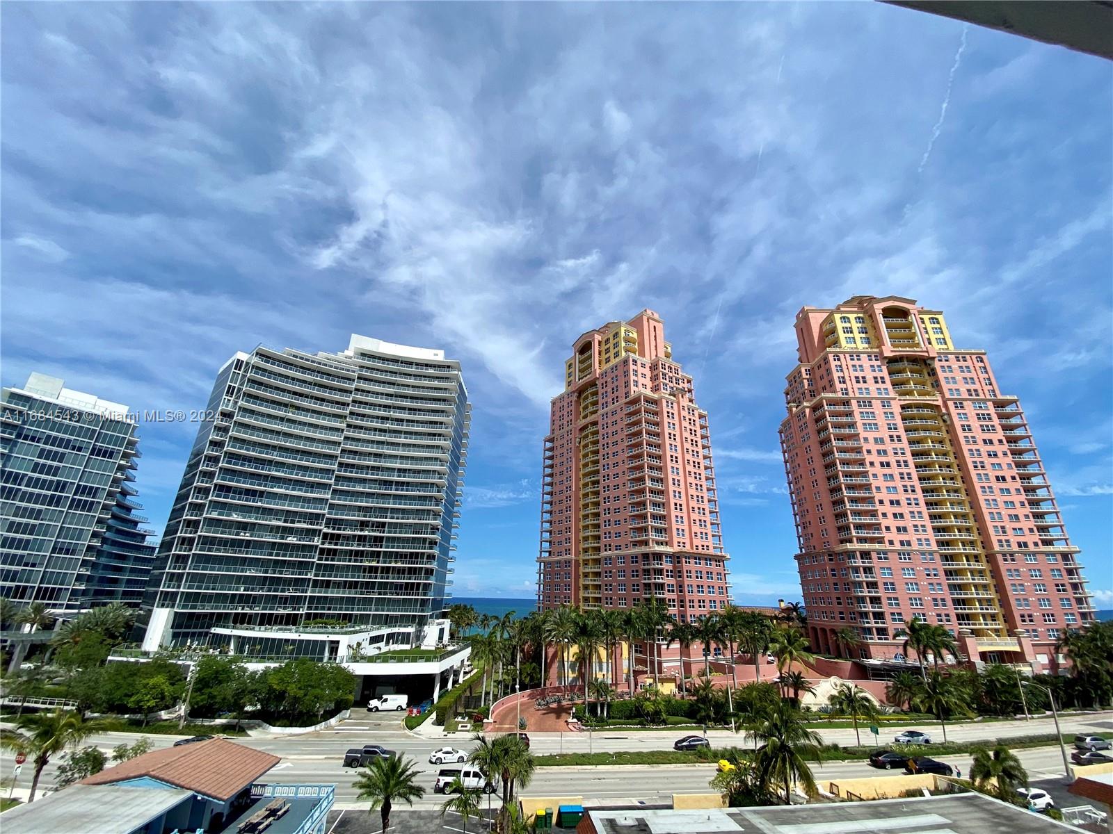 2200 NE 33rd Ave #7J, Fort Lauderdale, Florida image 2