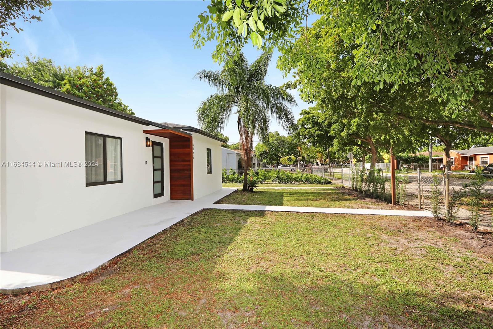 12275 NW 8th Ave, North Miami, Florida image 22