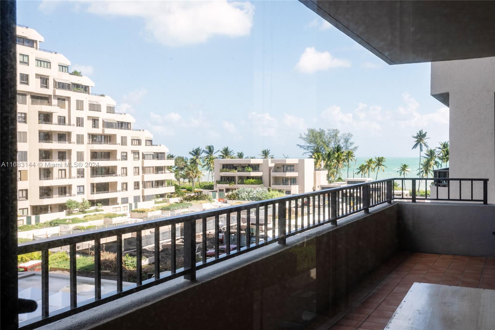 201 Crandon Blvd #424, Key Biscayne, Florida image 3