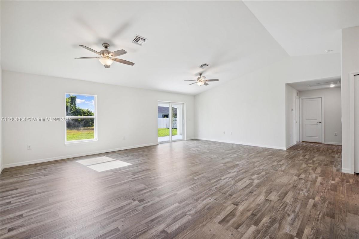 1208 NW Juanita Pl, Cape Coral, Florida image 9