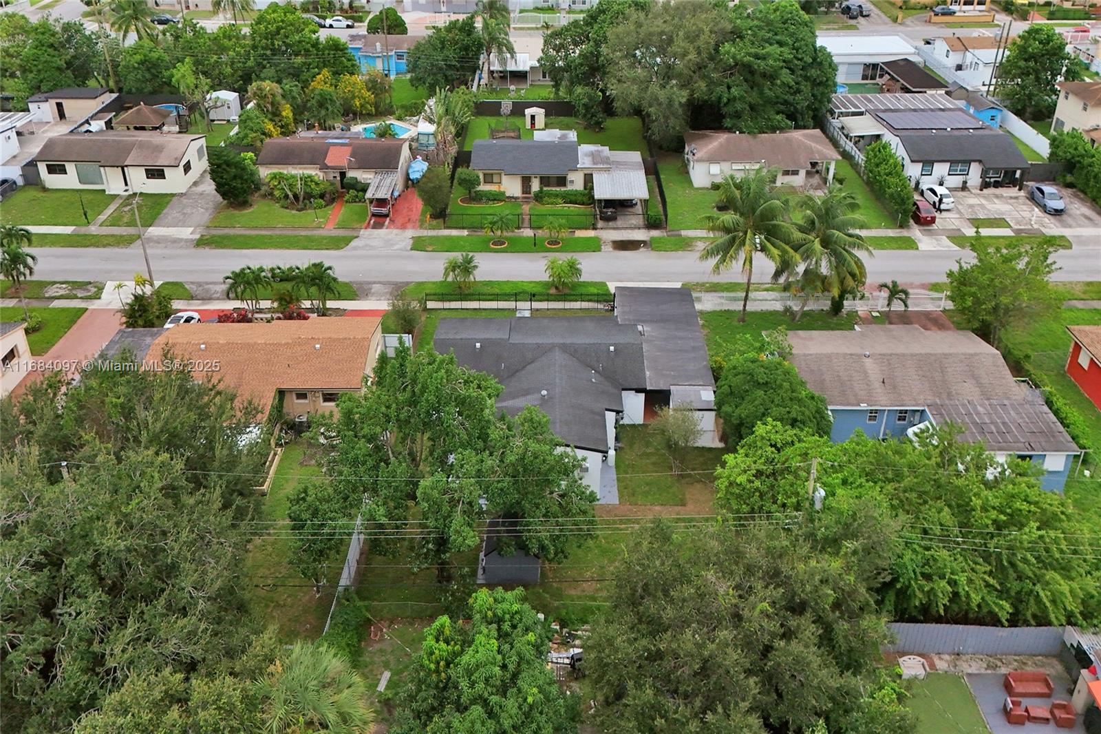 2771 NW 172nd Terrace, Miami Gardens, Florida image 12