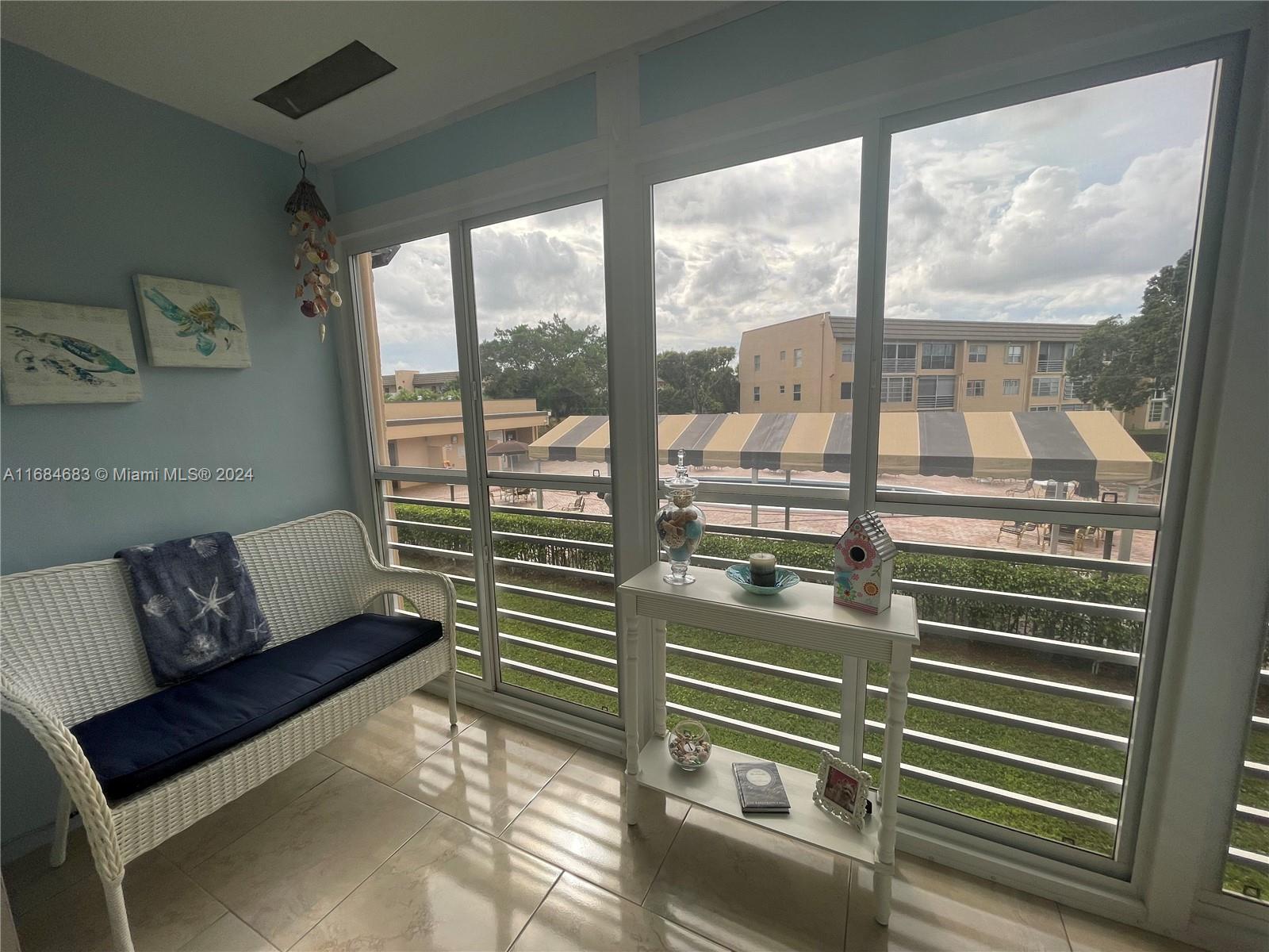 9141 Sunrise Lakes Blvd #206, Sunrise, Florida image 25