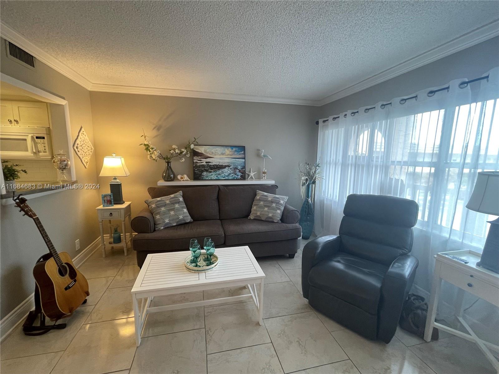 9141 Sunrise Lakes Blvd #206, Sunrise, Florida image 37