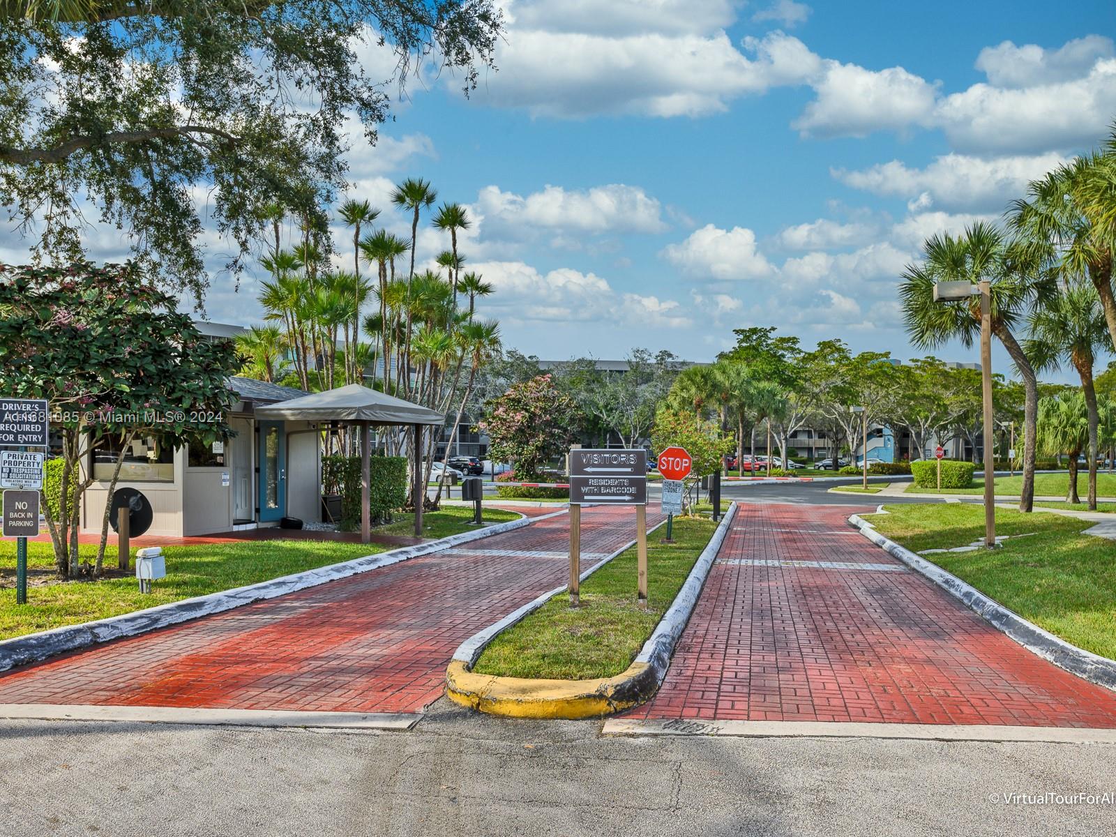 1101 Colony Point Cir #501, Pembroke Pines, Florida image 3