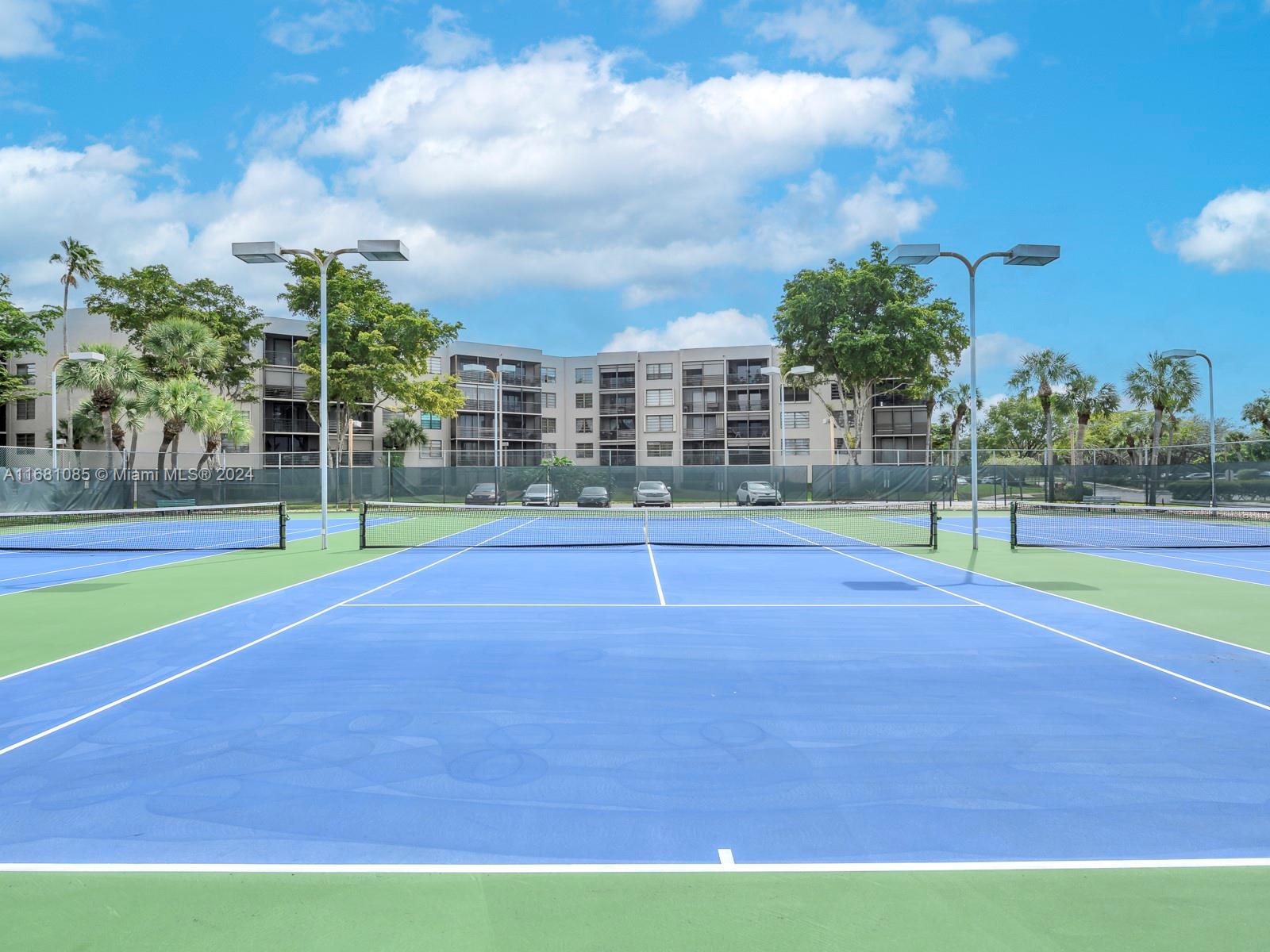 1101 Colony Point Cir #501, Pembroke Pines, Florida image 43