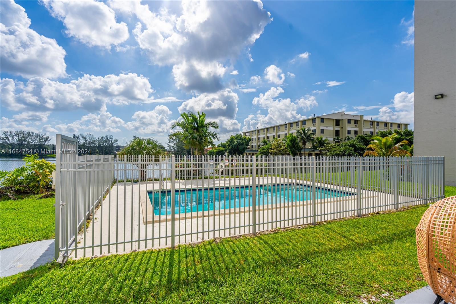 9911 W Okeechobee Rd #1-104, Hialeah Gardens, Florida image 23