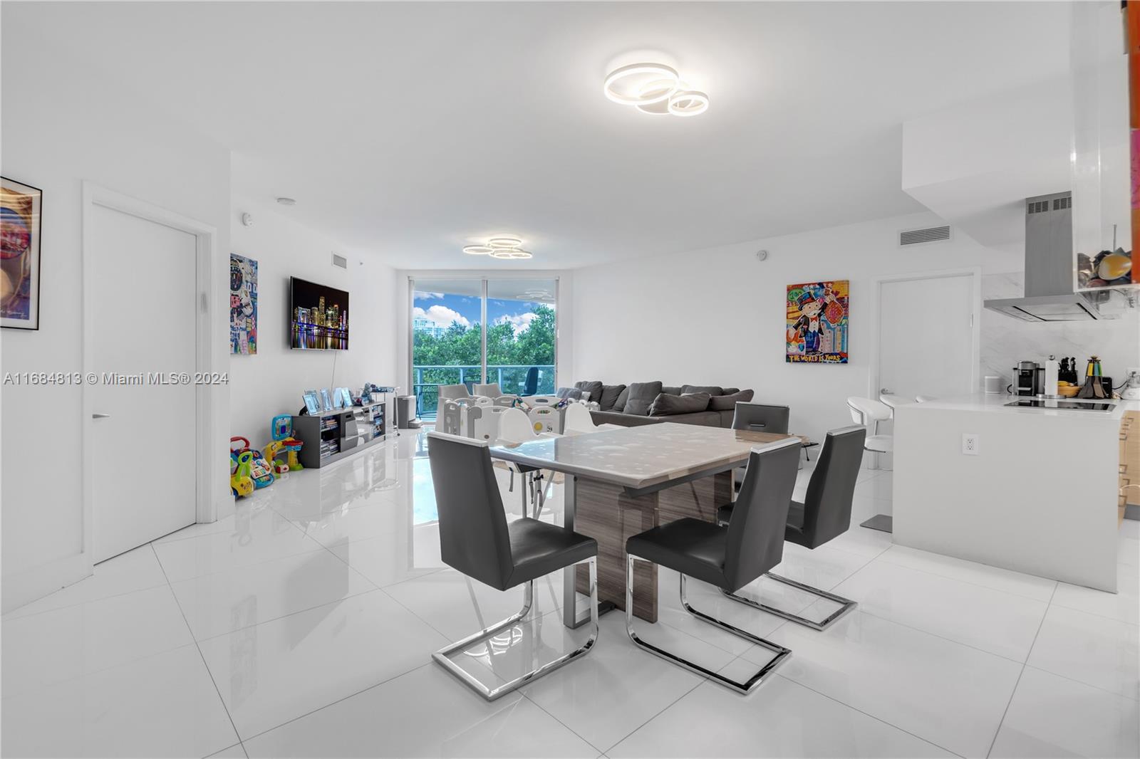 17301 Biscayne Blvd #304, North Miami Beach, Florida image 11