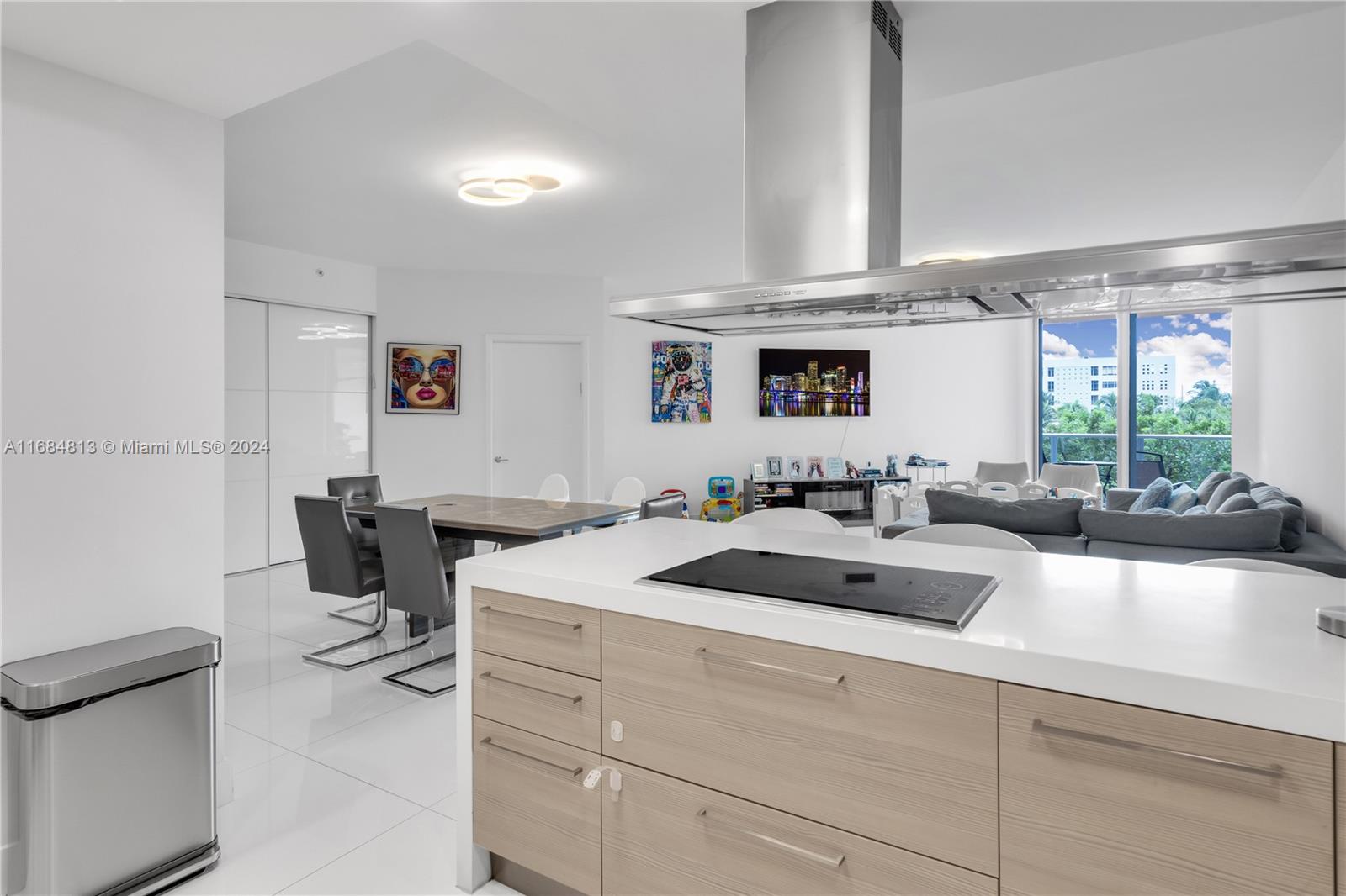 17301 Biscayne Blvd #304, North Miami Beach, Florida image 17