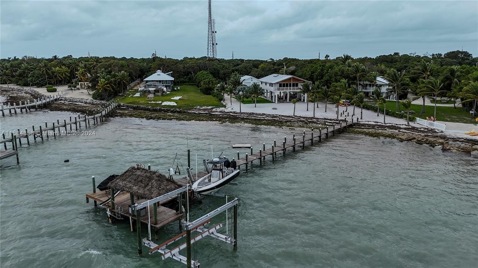 Residential, Plantation Key, Florida image 14