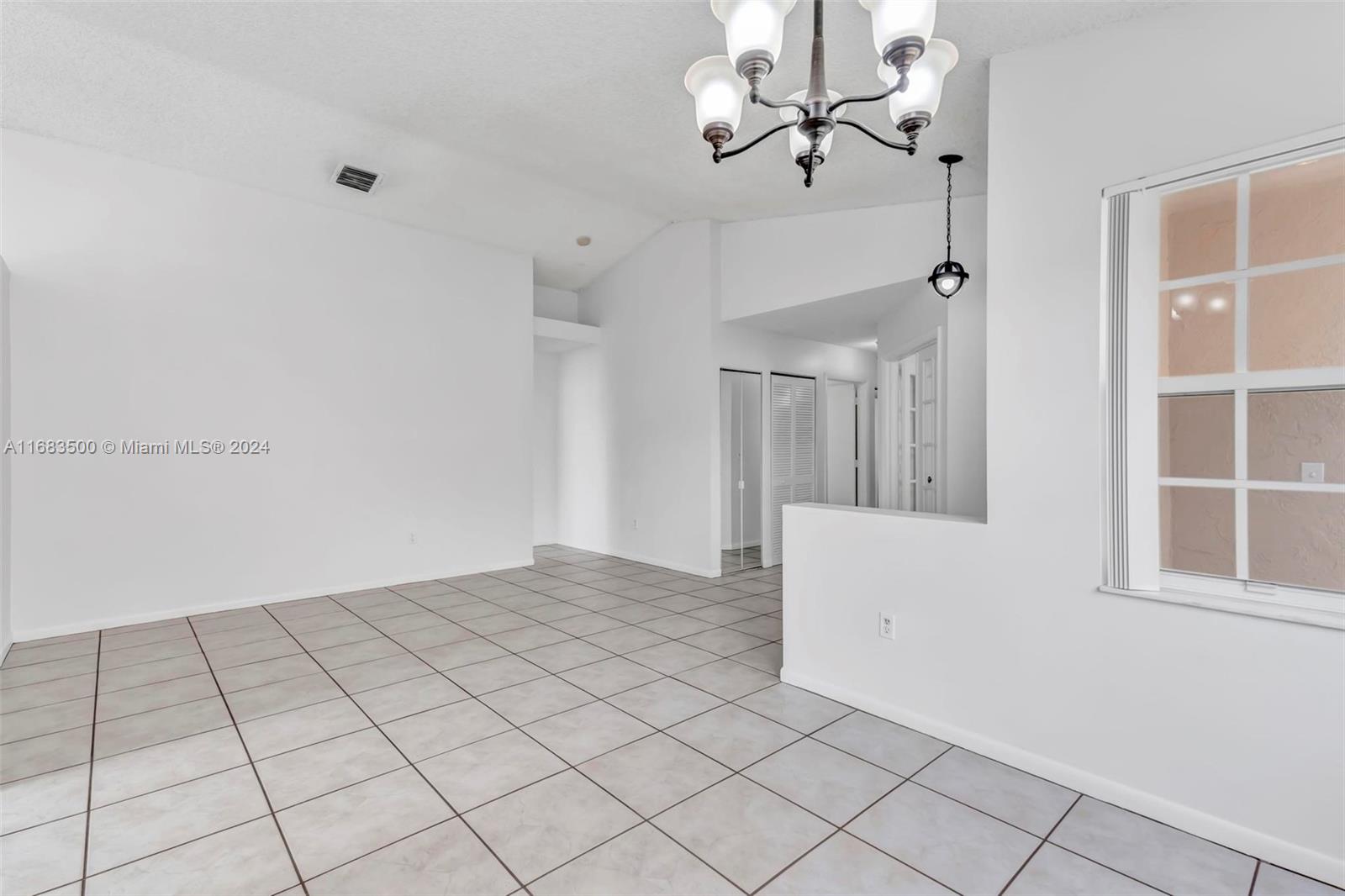 15680 NW 14th Ct, Pembroke Pines, Florida image 3