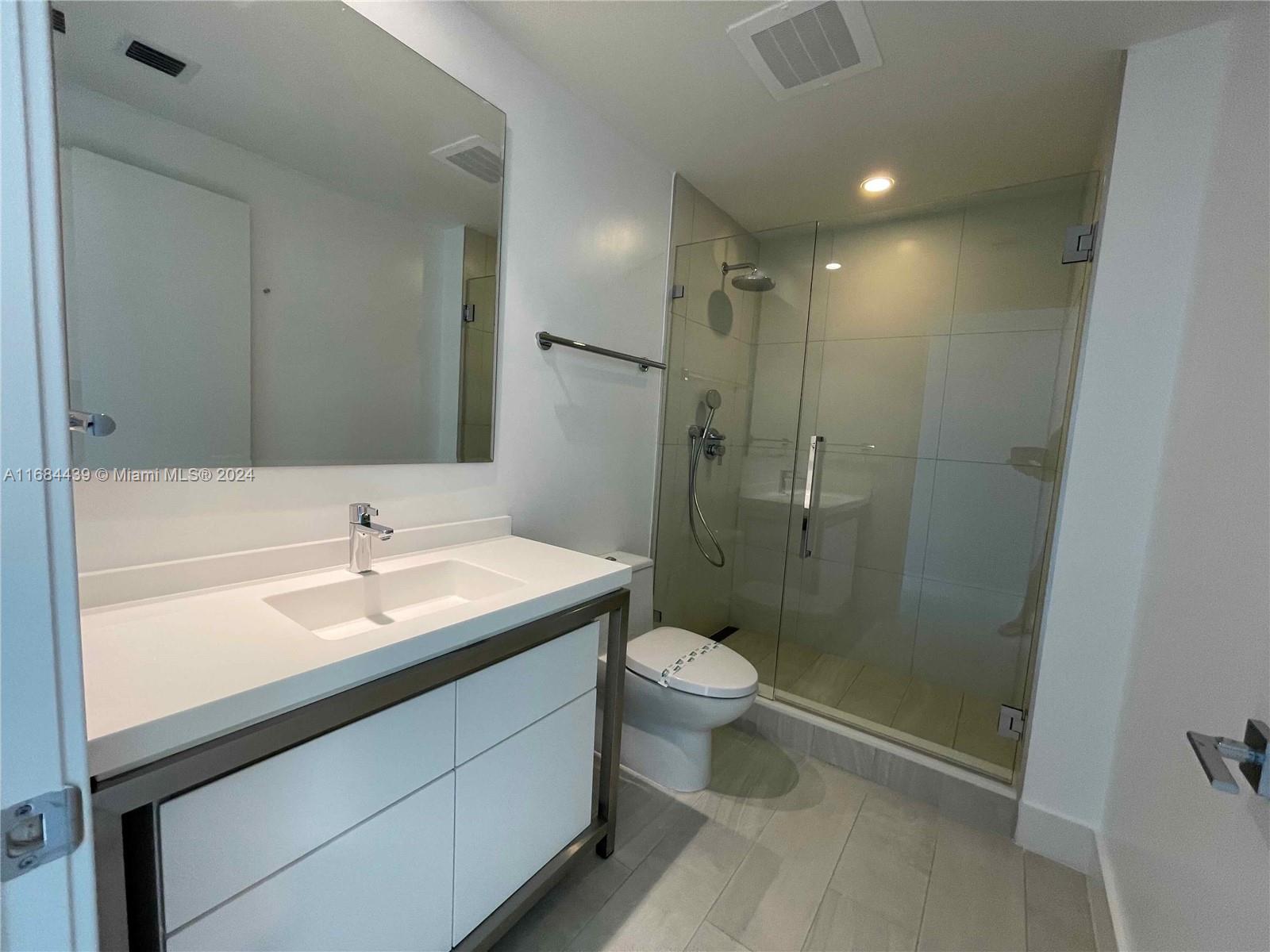 2000 Metropica Way #804, Sunrise, Florida image 19