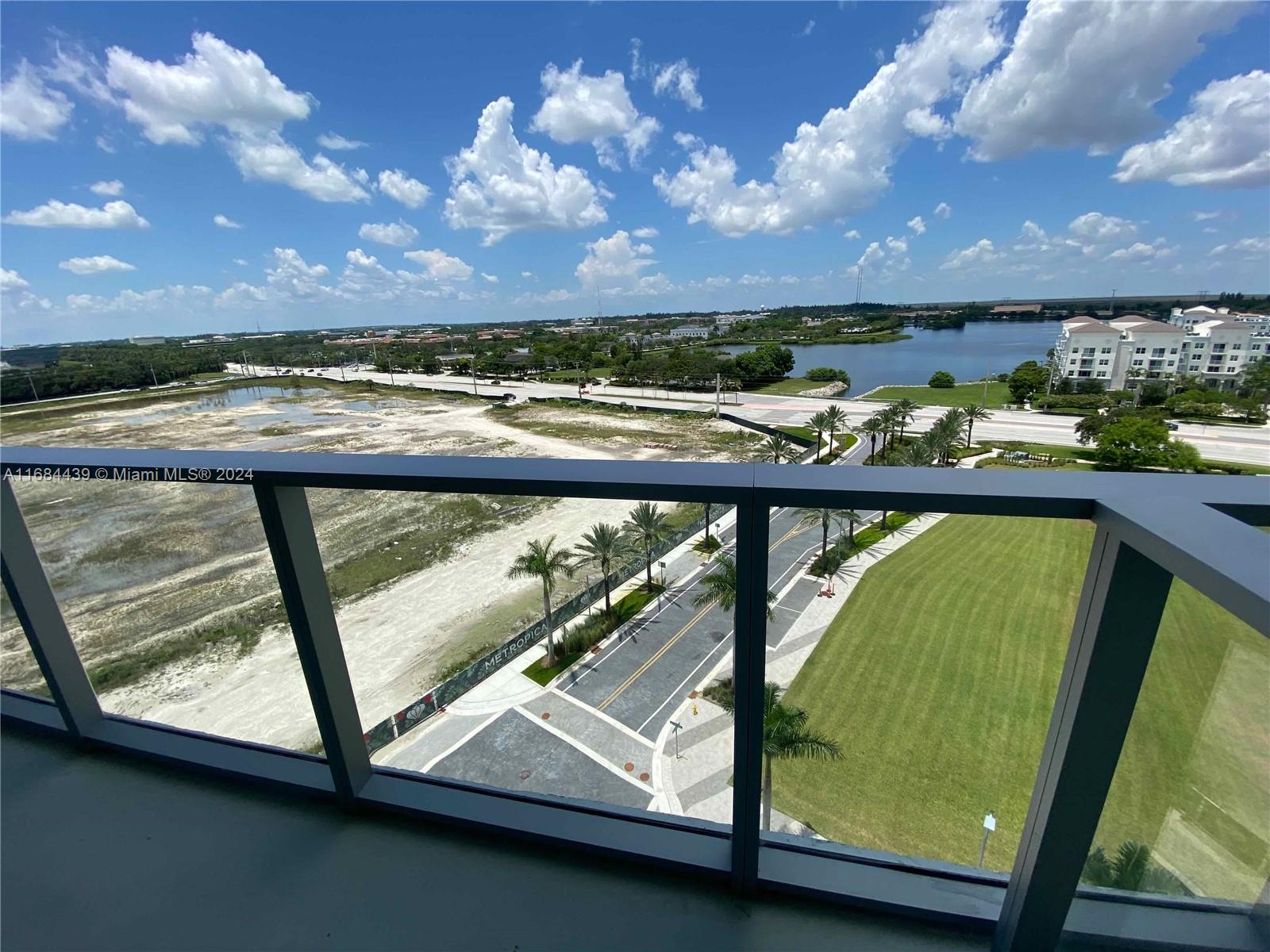 2000 Metropica Way #804, Sunrise, Florida image 25