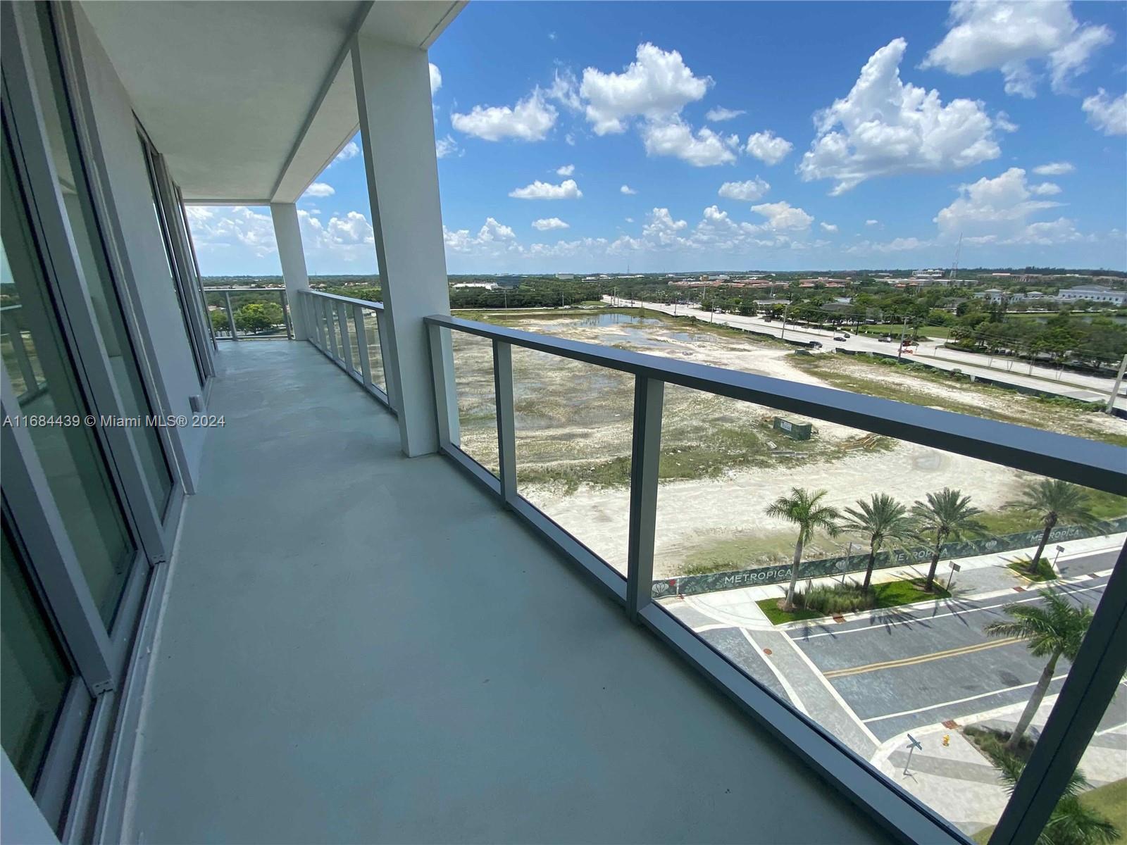 2000 Metropica Way #804, Sunrise, Florida image 31