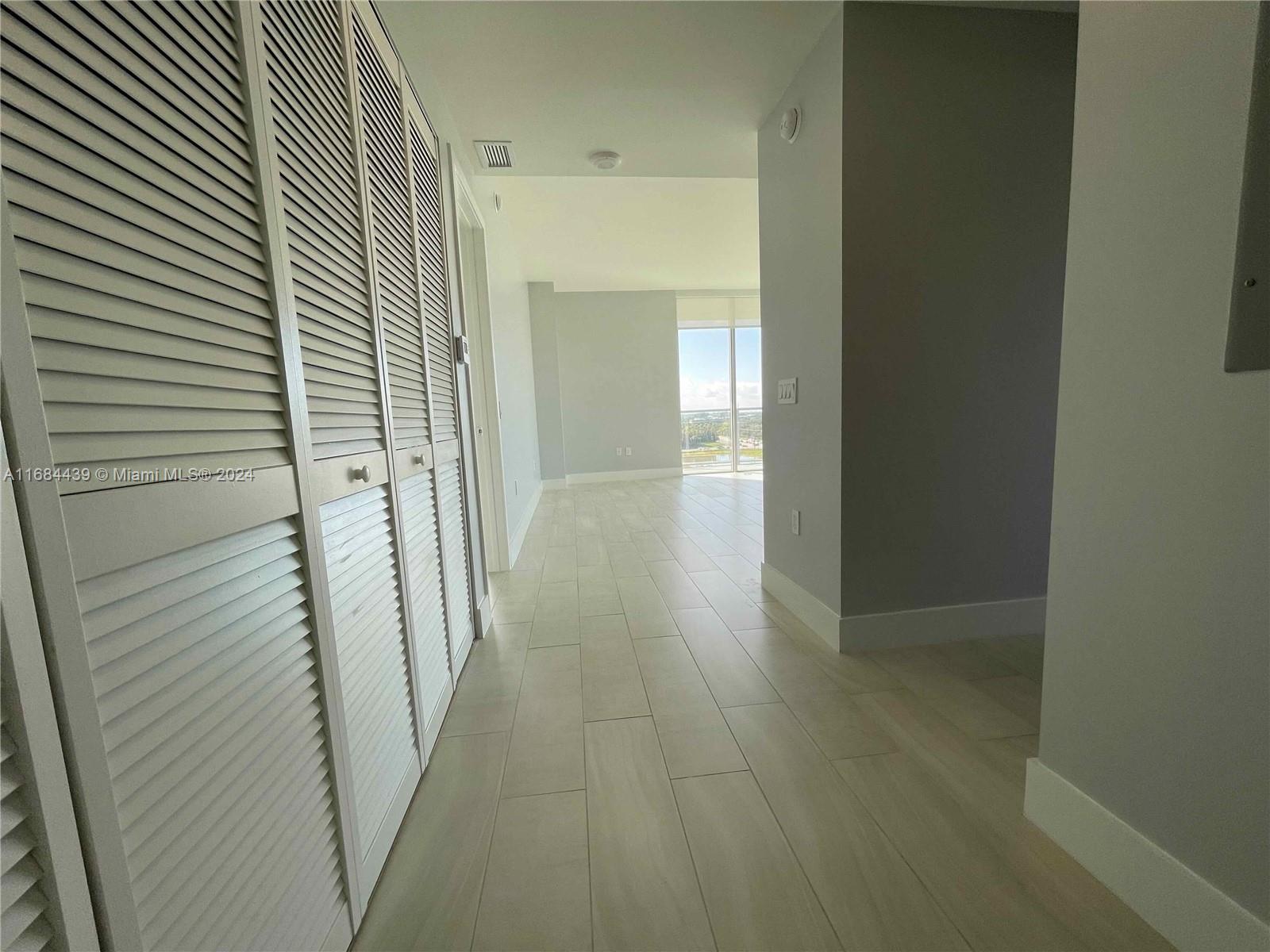 2000 Metropica Way #804, Sunrise, Florida image 5