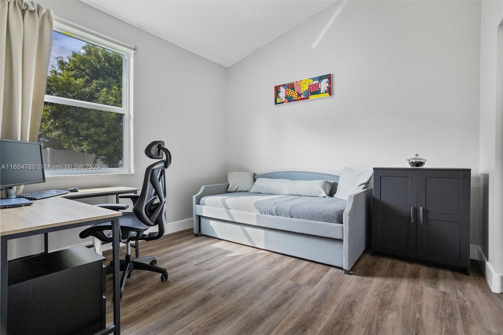 Listing Photo 21