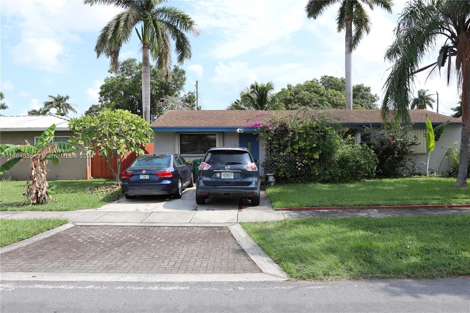 118 NE 1st Ct, Dania Beach, Florida image 1