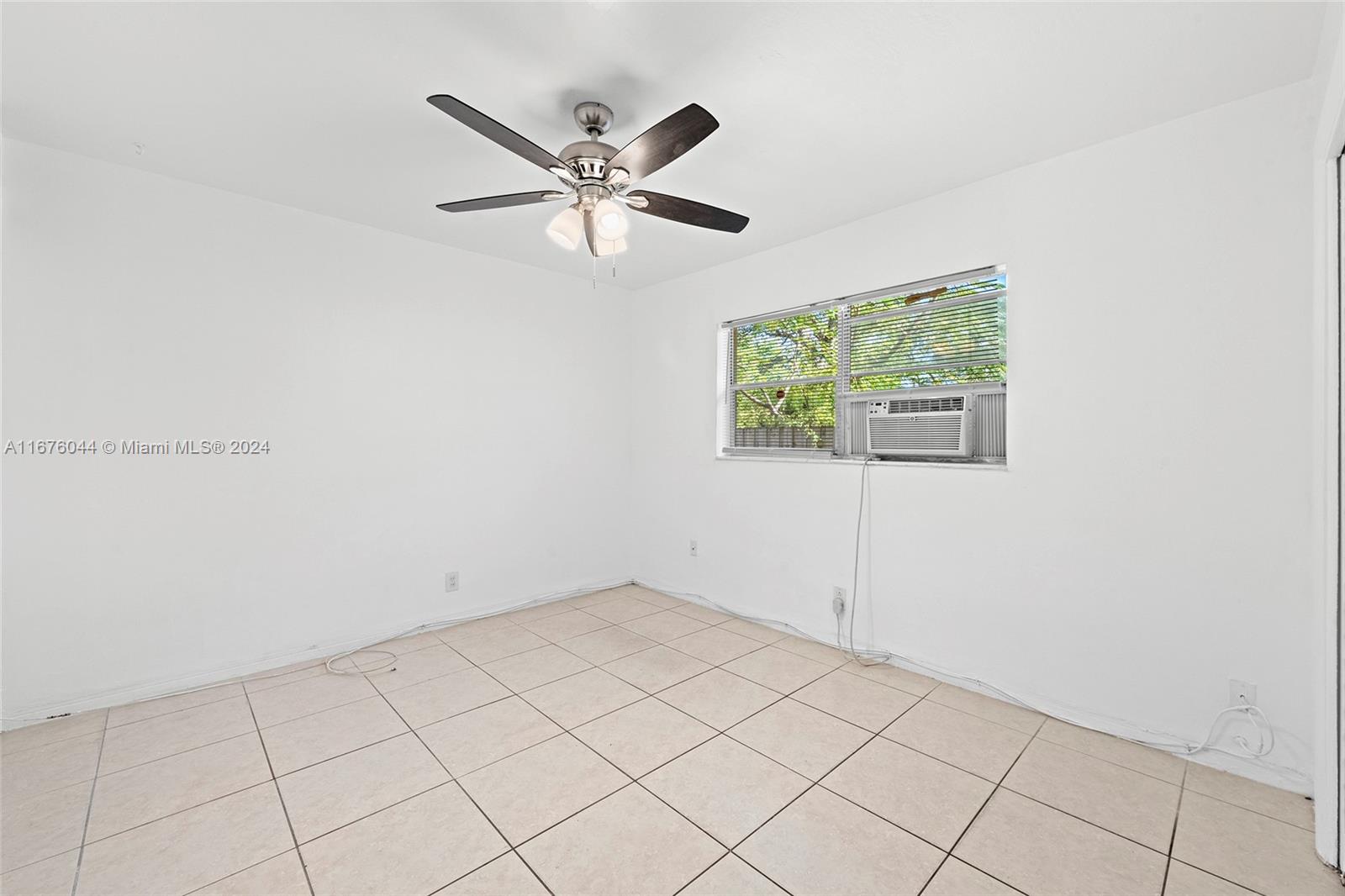 55 SW 13th St, Dania Beach, Florida image 21