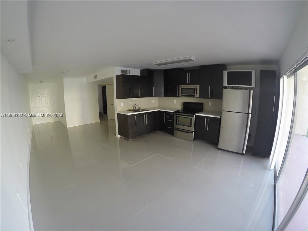 9367  Fontainebleau Blvd #G120 For Sale A11685197, FL