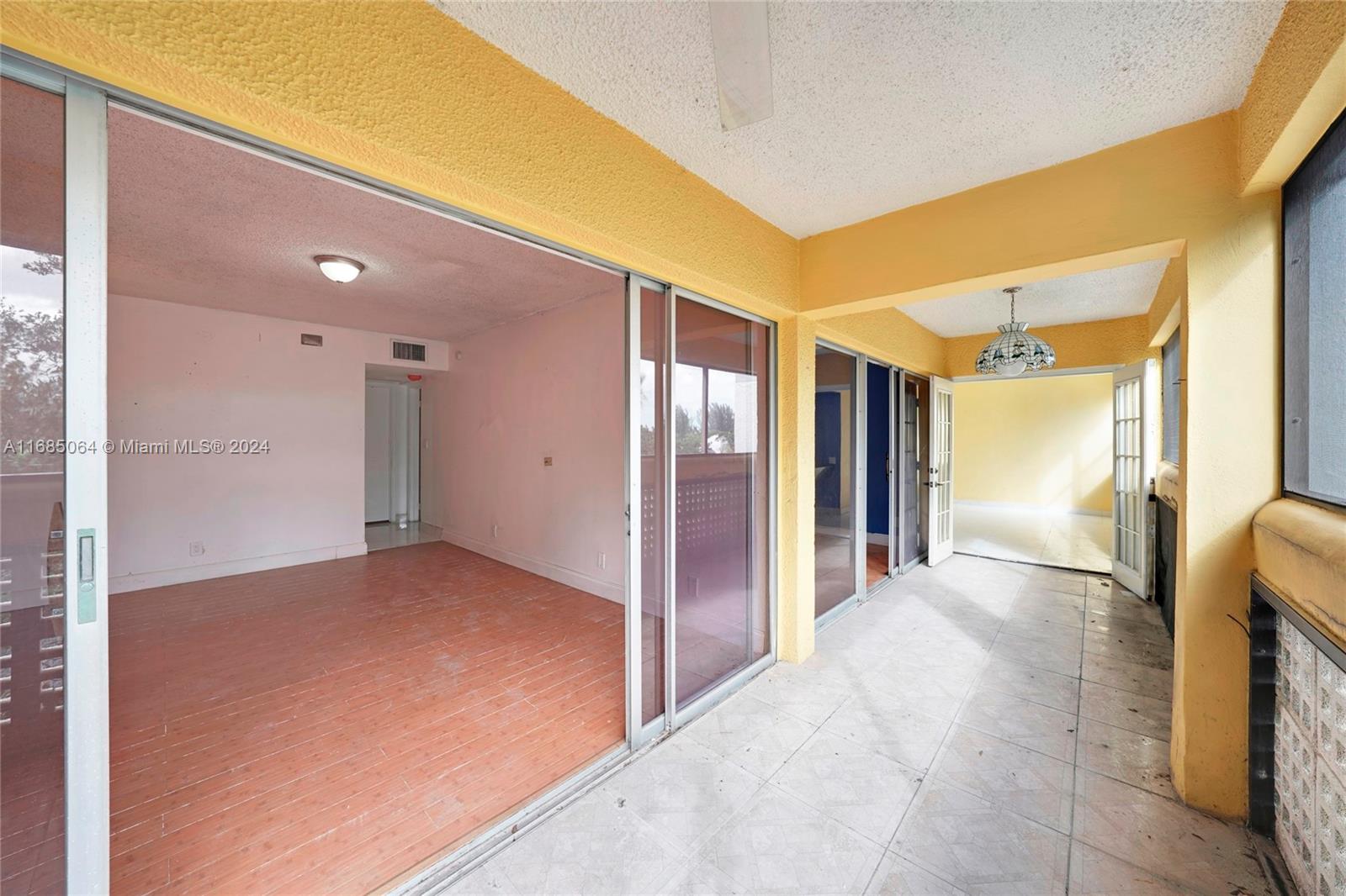 3301 Spanish Moss Ter #505, Lauderhill, Florida image 23