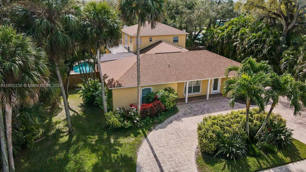 716 Bougainvillea Ln, Vero Beach, Florida image 4