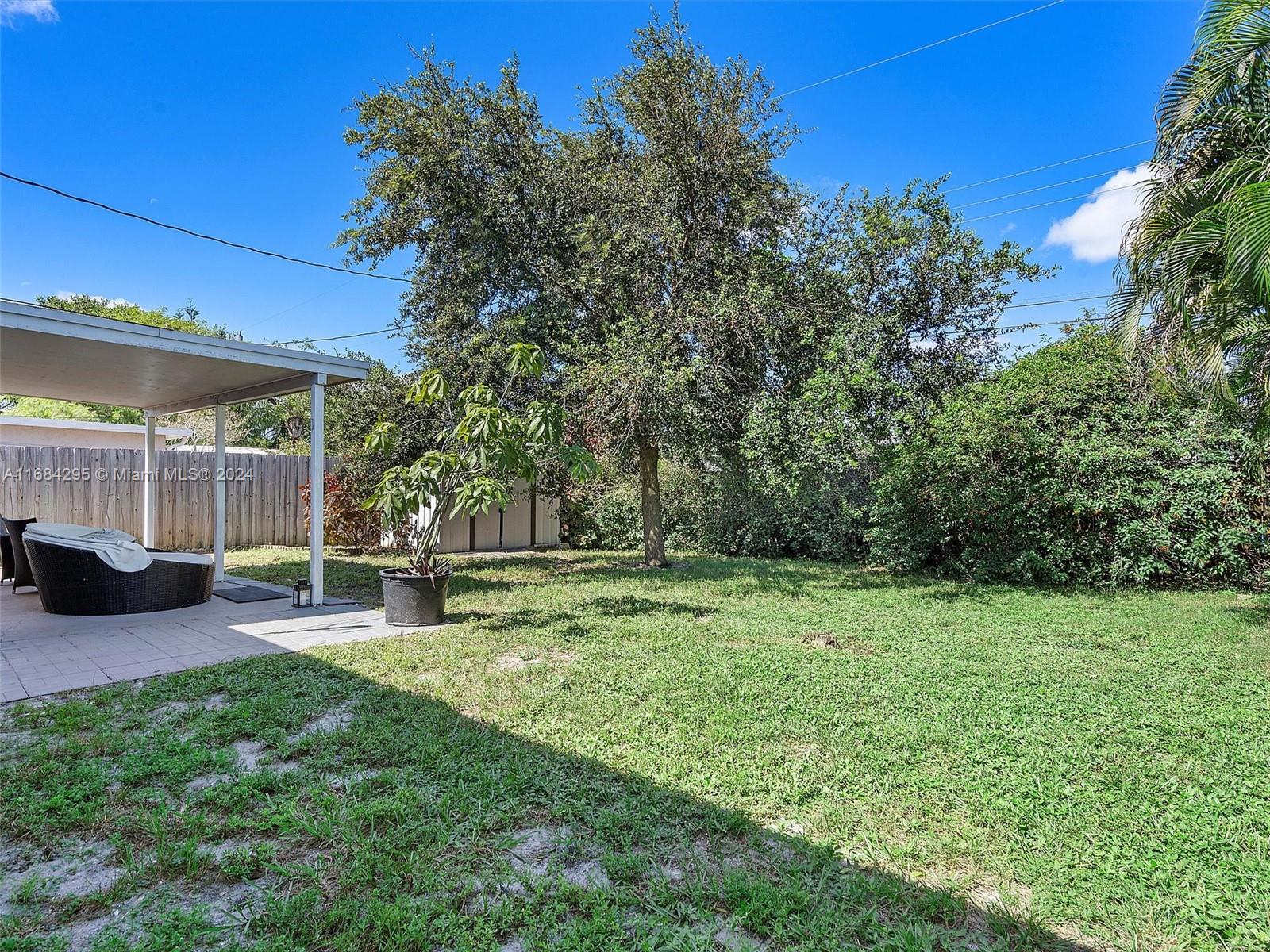 221 NW 51st St, Oakland Park, Florida image 25