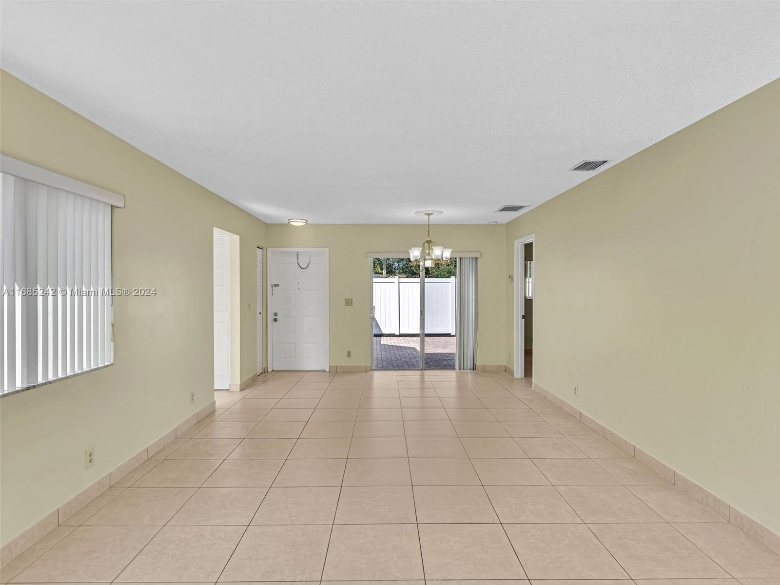 9185 SW 5th St #B, Boca Raton, Florida image 37